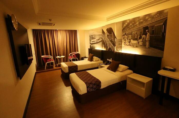 Imagen de la habitación del Hotel Golden Nasmir. Foto 23