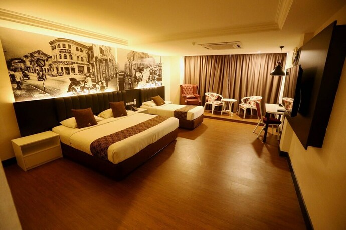 Imagen de la habitación del Hotel Golden Nasmir. Foto 28