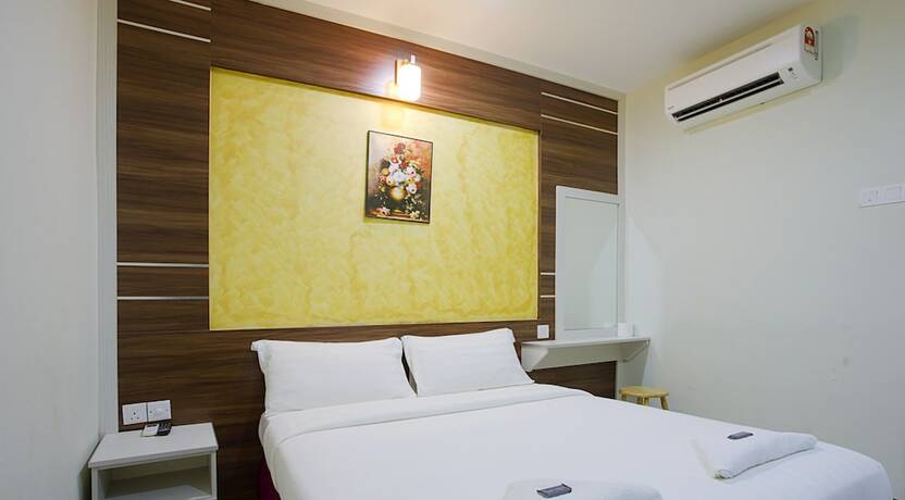 Imagen de la habitación del Hotel Golden Night, Petaling Jaya. Foto 14
