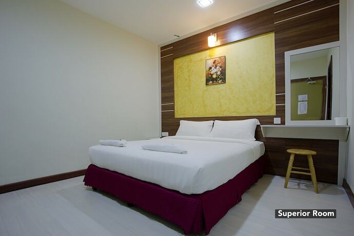 Imagen de la habitación del Hotel Golden Night, Petaling Jaya. Foto 16