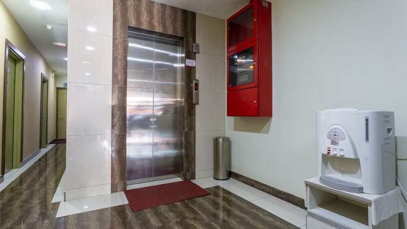 Imagen de los interiores del Hotel Golden Night, Petaling Jaya. Foto 28