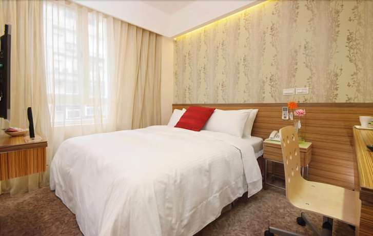 Imagen de la habitación del Hotel Golden, Nuevo Taip&eacute;i. Foto 4