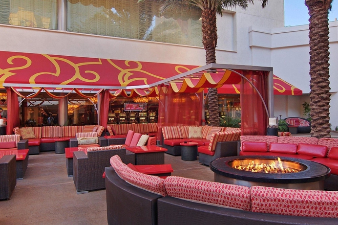 Imagen de la piscina del Hotel Golden Nugget Las Vegas and Casino. Foto 8