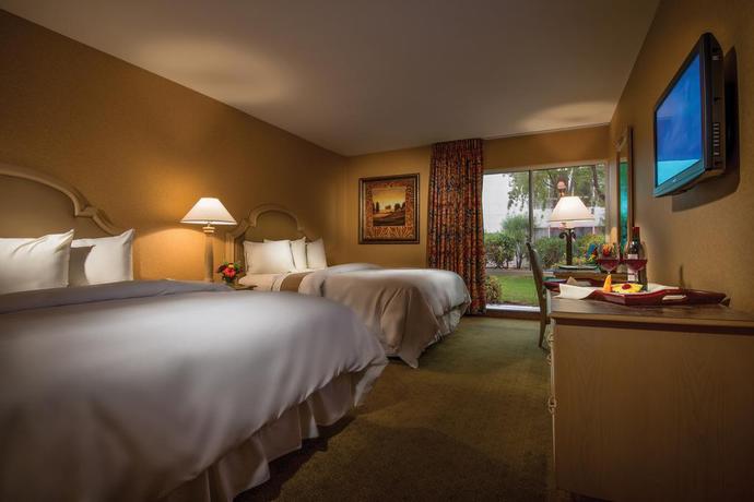 Imagen de la habitación del Hotel Golden Nugget Laughlin. Foto 5