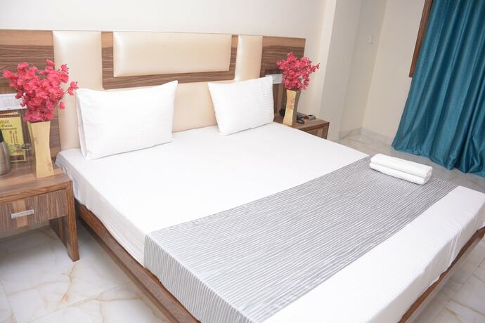 Imagen de la habitación del Hotel Golden Oasis Delhi. Foto 17