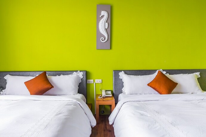 Imagen de la habitación del Hotel Golden Ocean Azure. Foto 33