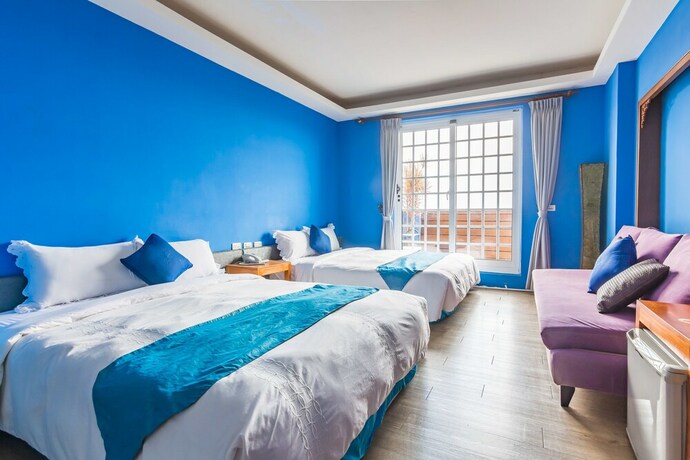 Imagen de los interiores del Hotel Golden Ocean Azure. Foto 34