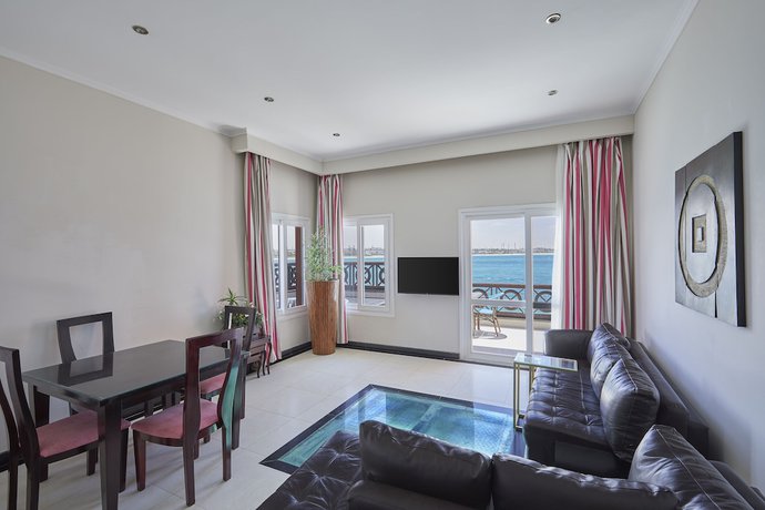 Imagen de la habitación del Hotel Golden Ocean Marina. Foto 5