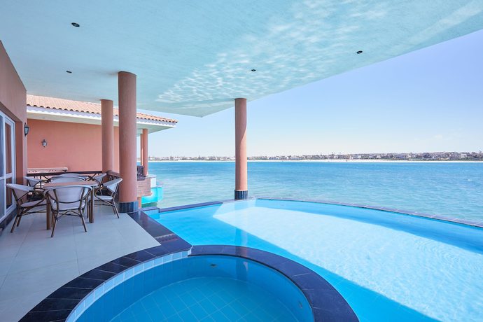 Imagen de la habitación del Hotel Golden Ocean Marina. Foto 6
