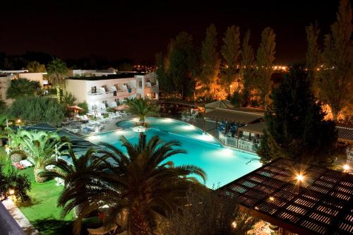 Imagen general del Hotel Golden Odyssey. Foto 7