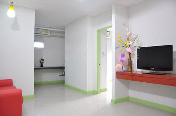 Imagen de los interiores del Hotel Golden On-nut. Foto 13