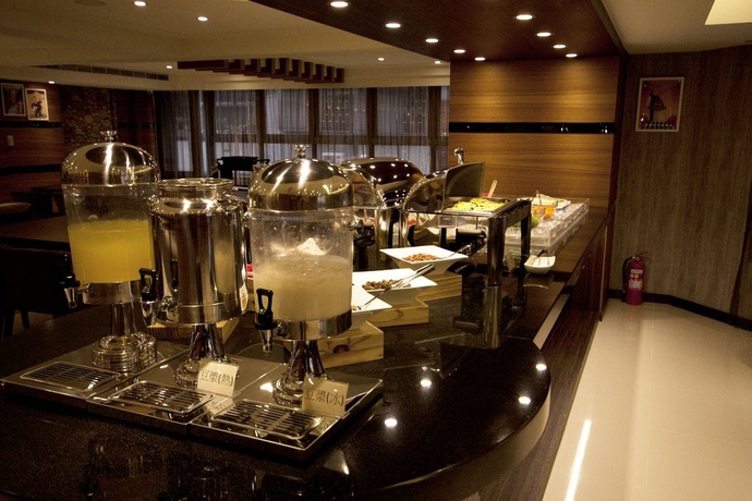 Imagen del bar/restaurante del Hotel Golden Pacific - Taichung. Foto 7