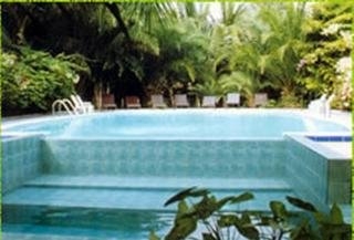 Imagen de la piscina del Hotel Golden Pai & Suite Resort Mae Hong Son. Foto 12
