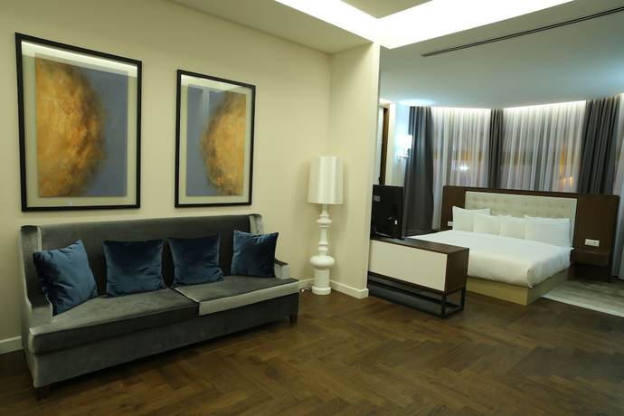 Imagen de la habitación del Hotel Golden Palace Batumi And Casino. Foto 6