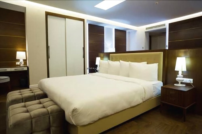Imagen de la habitación del Hotel Golden Palace Batumi And Casino. Foto 7