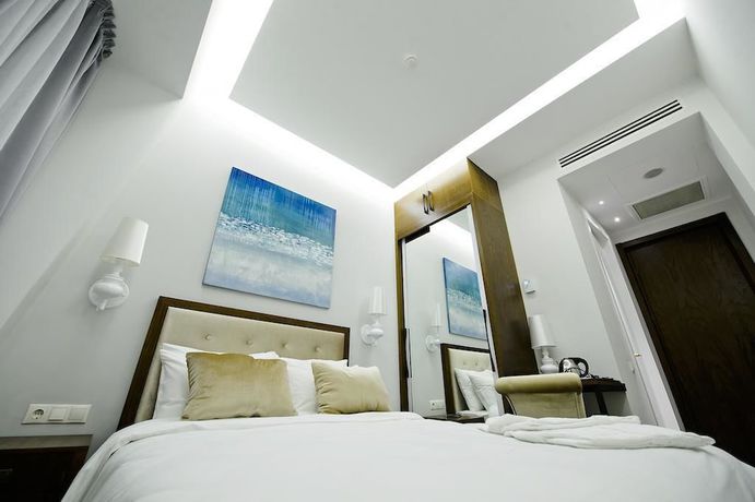 Imagen de la habitación del Hotel Golden Palace Batumi And Casino. Foto 8