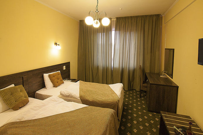 Imagen de la habitación del Hotel Golden Palace. Foto 7