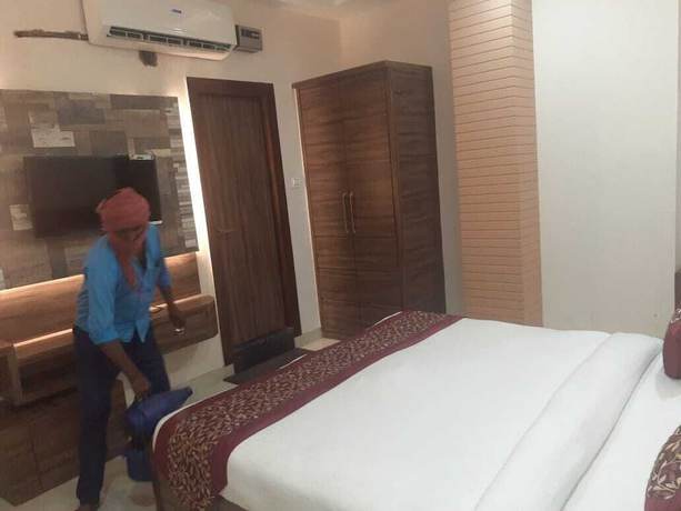Imagen de la habitación del Hotel Golden Palace, Gwalior. Foto 3