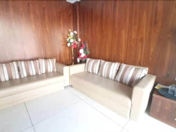 Imagen de los interiores del Hotel Golden Palace, Gwalior. Foto 17