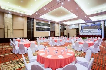Imagen de los interiores del Hotel Golden Palace Lombok. Foto 14