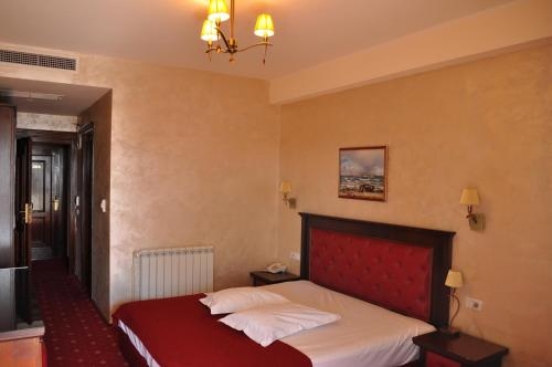 Imagen general del Hotel Golden Palace, MAMAIA. Foto 4