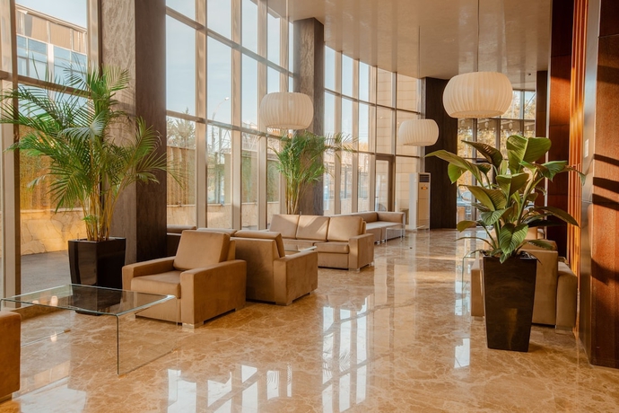 Imagen de los interiores del Hotel Golden Palace, Tbilisi. Foto 17