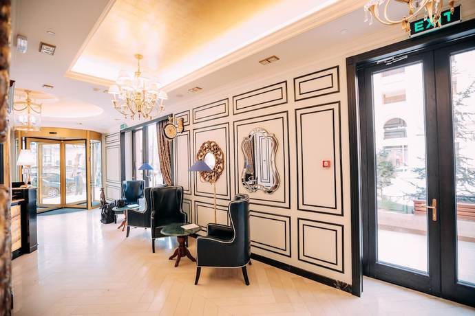 Imagen de los interiores del Hotel Golden Palace Yerevan. Foto 19