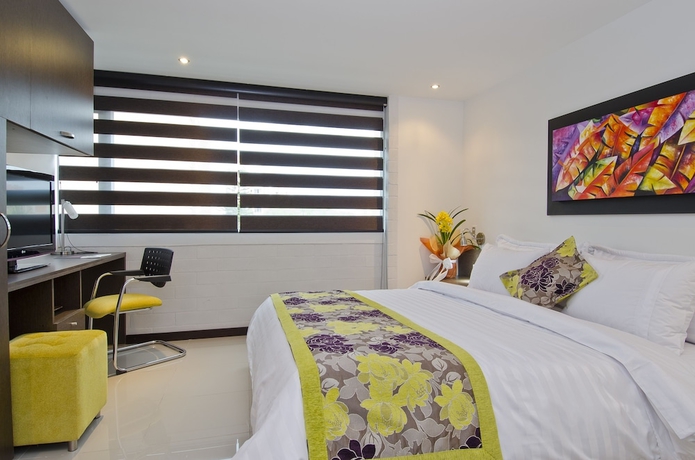 Imagen de la habitación del Hotel Golden Palermo. Foto 10