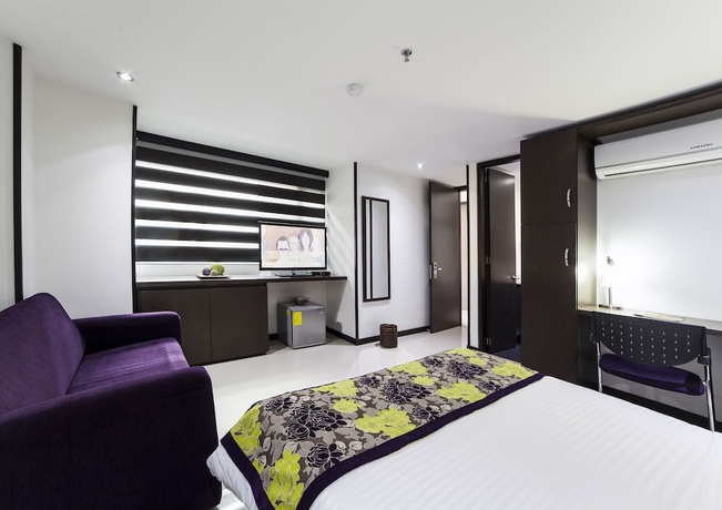 Imagen de la habitación del Hotel Golden Palermo. Foto 12