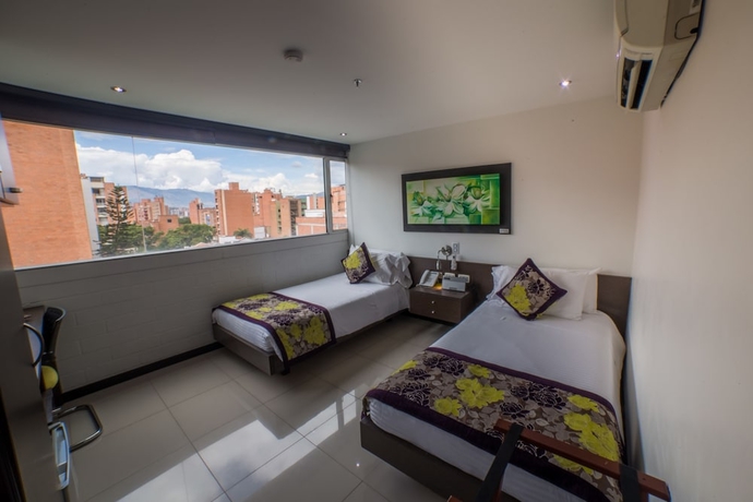 Imagen general del Hotel Golden Palermo. Foto 7