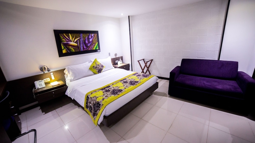 Imagen general del Hotel Golden Palermo. Foto 9