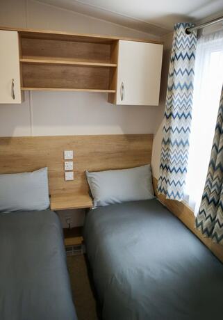 Imagen de la habitación del Hotel Golden Palm Resort, Chapel St Leonards. Foto 17