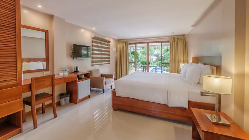 Imagen de la habitación del Hotel Golden Palm Resort. Foto 20