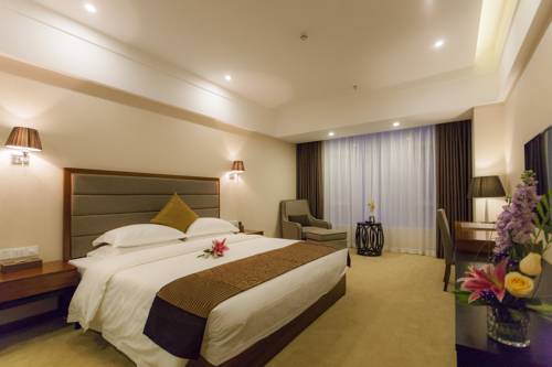 Imagen de la habitación del Hotel Golden Palm, Zhuhai. Foto 3
