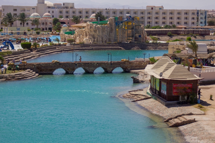 Imagen de los exteriores del Hotel Golden Paradise Aqua Park City. Foto 14