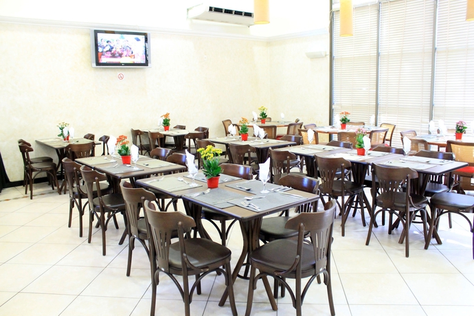 Imagen del bar/restaurante del Hotel Golden Park Campinas Viracopos. Foto 4