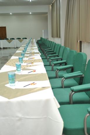 Imagen de los interiores del Hotel Golden Park Campinas Viracopos. Foto 13