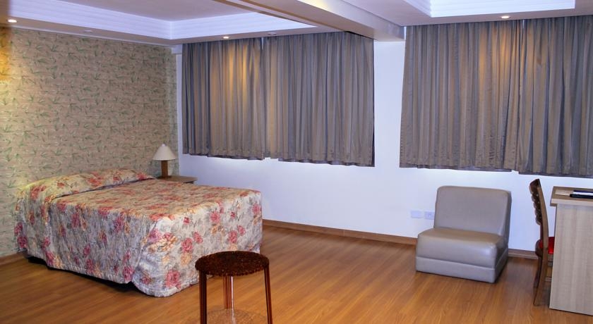 Imagen de la habitación del Hotel Golden Park Curitiba by Nacional Inn. Foto 4