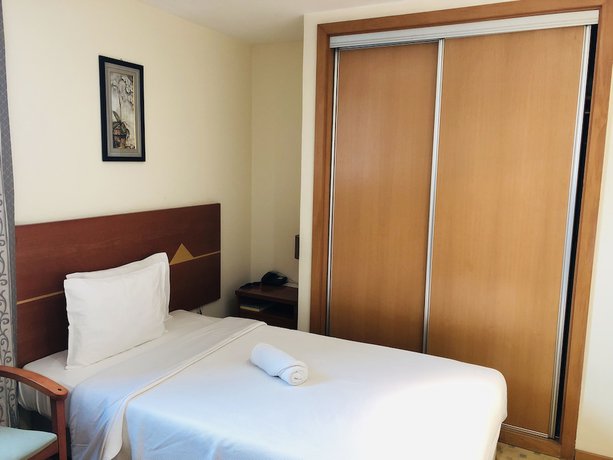 Imagen de la habitación del Hotel Golden Park. Foto 2