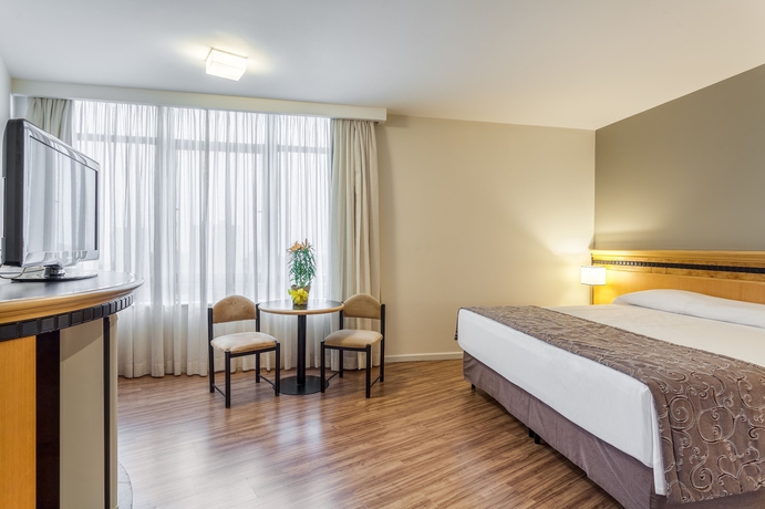 Imagen de la habitación del Hotel Golden Park Internacional Foz and Conven&ccedil;&otilde;es. Foto 8