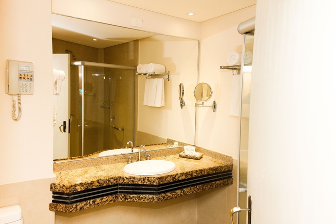 Imagen de la habitación del Hotel Golden Park Internacional Foz and Conven&ccedil;&otilde;es. Foto 12