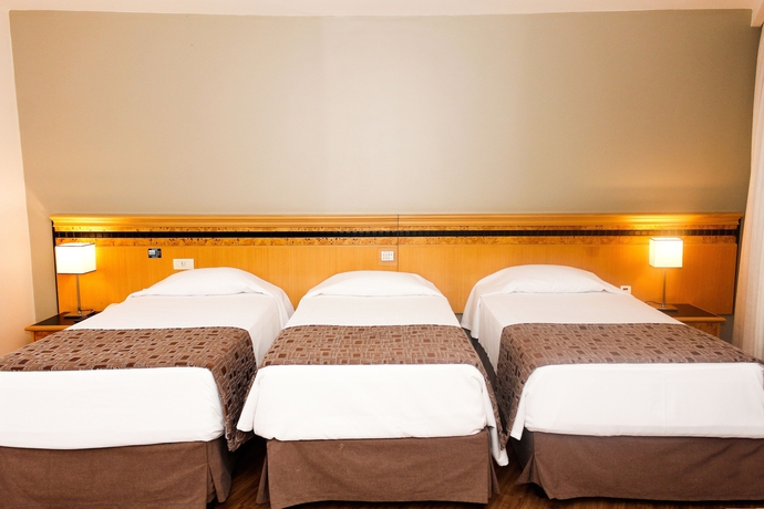 Imagen de la habitación del Hotel Golden Park Internacional Foz and Conven&ccedil;&otilde;es. Foto 13