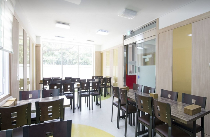 Imagen de los interiores del Hotel Golden Park, Jeju. Foto 12
