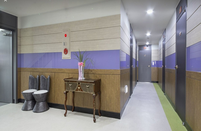 Imagen de los interiores del Hotel Golden Park, Jeju. Foto 16
