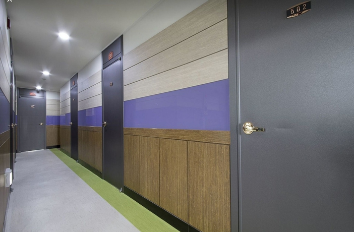 Imagen de los interiores del Hotel Golden Park, Jeju. Foto 17