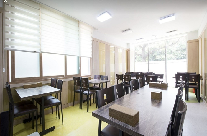 Imagen de los interiores del Hotel Golden Park, Jeju. Foto 19