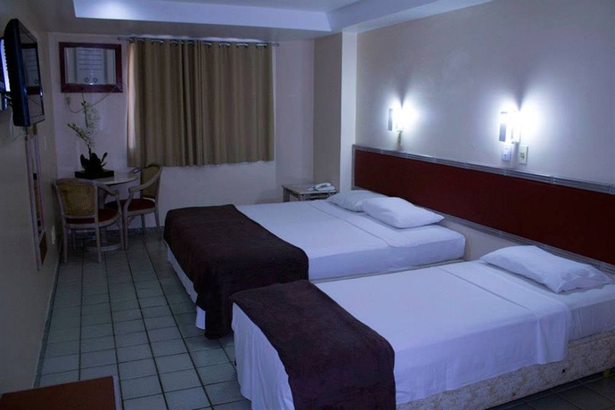 Imagen de la habitación del Hotel Golden Park Salvador. Foto 7