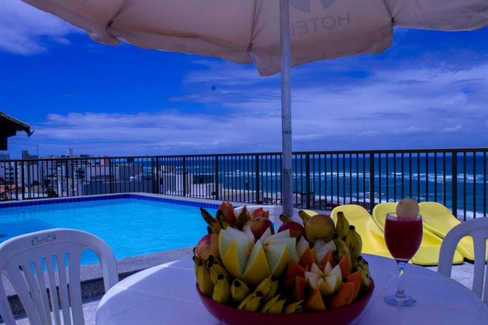 Imagen de la piscina del Hotel Golden Park Salvador. Foto 14