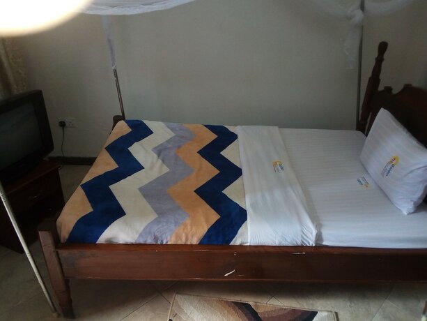 Imagen general del Hotel Golden Peace. Foto 7