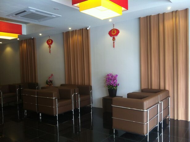 Imagen general del Hotel Golden Peak Inn. Foto 5